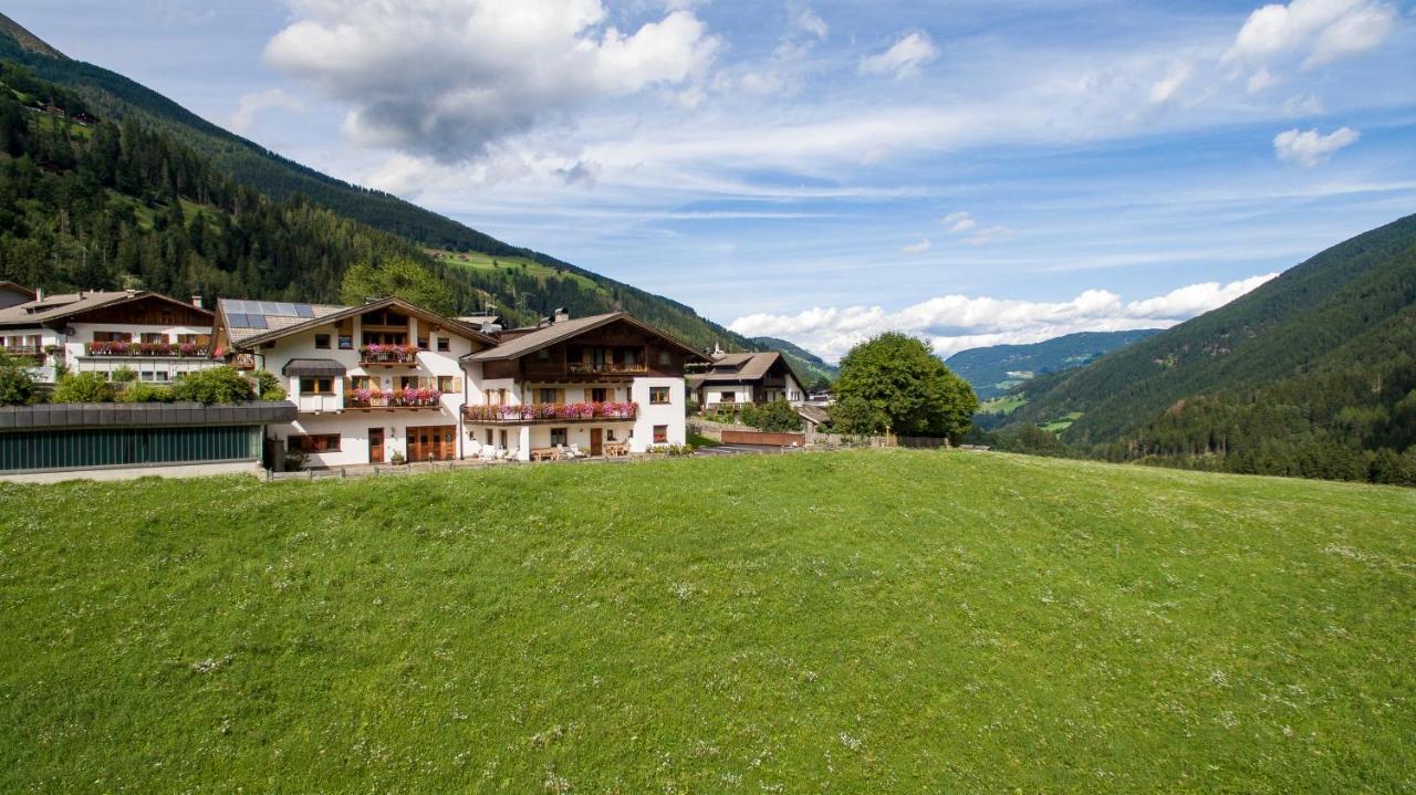 Residence Karnutsch Santa Valpurga Luaran gambar